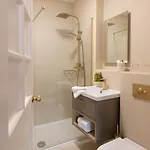 The Lansdowne 4*