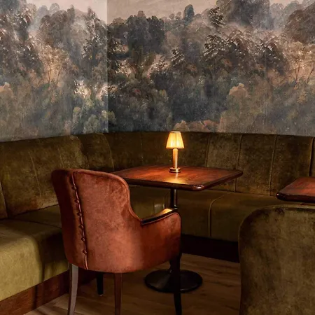 The Lansdowne Hotel 4*