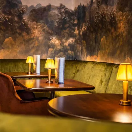 The Lansdowne 4* 肯梅尔