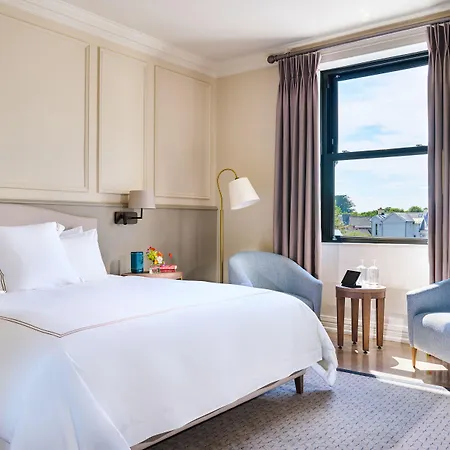 ホテル The Lansdowne 4*