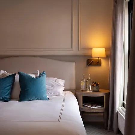 The Lansdowne Hotel 4*