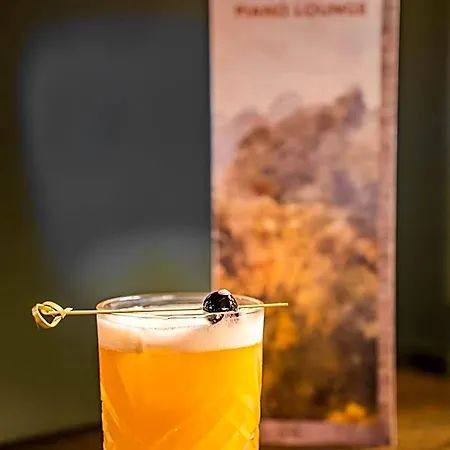 The Lansdowne 肯梅尔