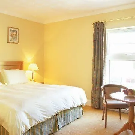 The Lansdowne Hotel 4*