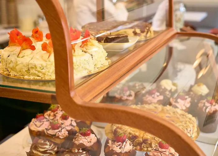 The Lansdowne 켄마어