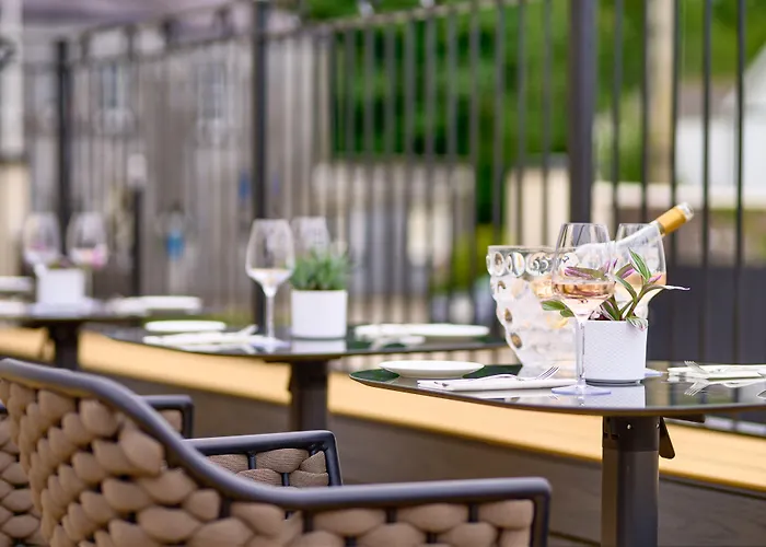 The Lansdowne Hotel 4*