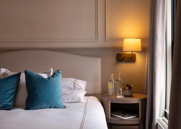 The Lansdowne Hotel 4*