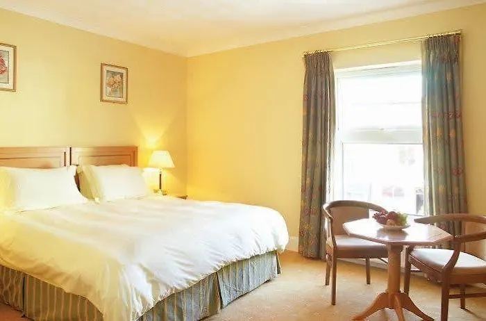 The Lansdowne Hotel 4*